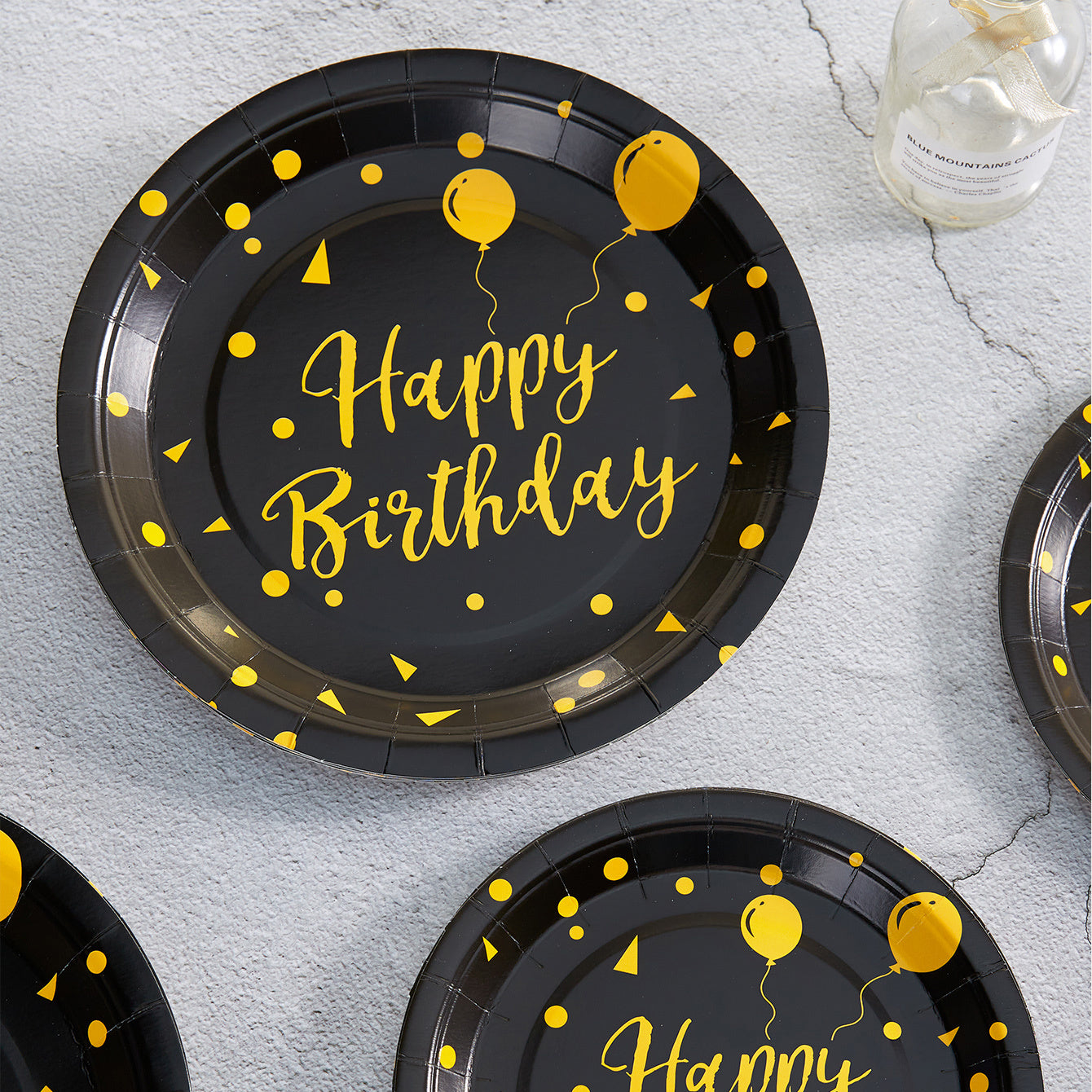 96pcs Birthday Party Supplies Set - Black & Golden Disposable Plates, Napkins, Cups - Perfect for Celebrations & Decorations